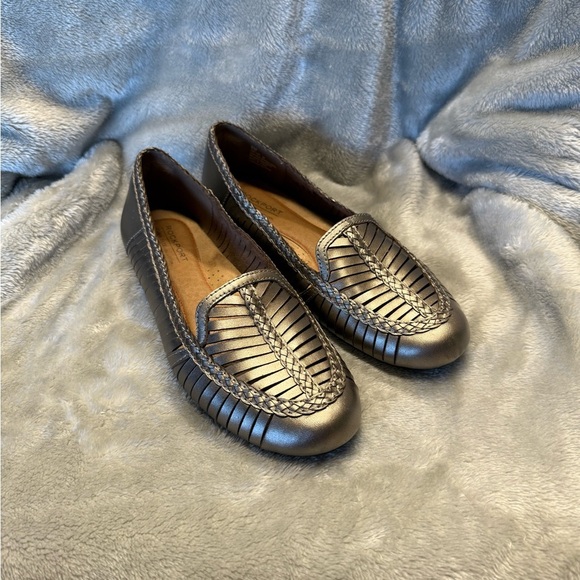 Rockport Cobb Hill collection Bronze Loafers for Women - Picture 9 of 9